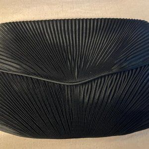 Carolyne Barton NIGHT Black Satin Pleated Evening Clutch Purse